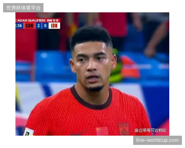 国足防线核心蒋光太旧伤复发,球队防守稳定性在世界杯前再添隐患 国足防线核心蒋光太旧伤复发,球队防守稳定性在世界杯前再添隐患